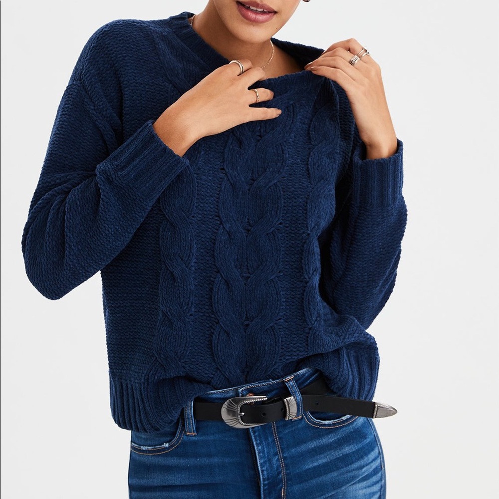 American Eagle Knit Sweater